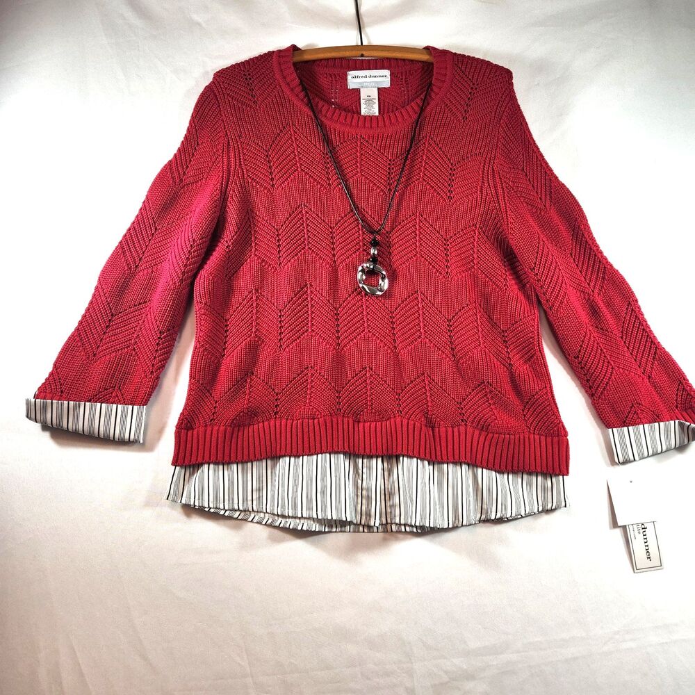 Alfred Dunner Womens Long Sleeve Shirt Sweater Size PXL Red Black White Necklace